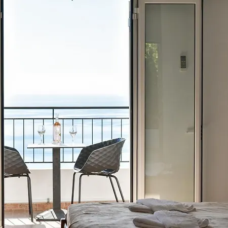 Spyridoula Hotel apartamentowy Lourdata (Kefalonia)