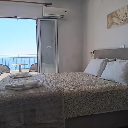 Spyridoula Lägenhetshotell 4*