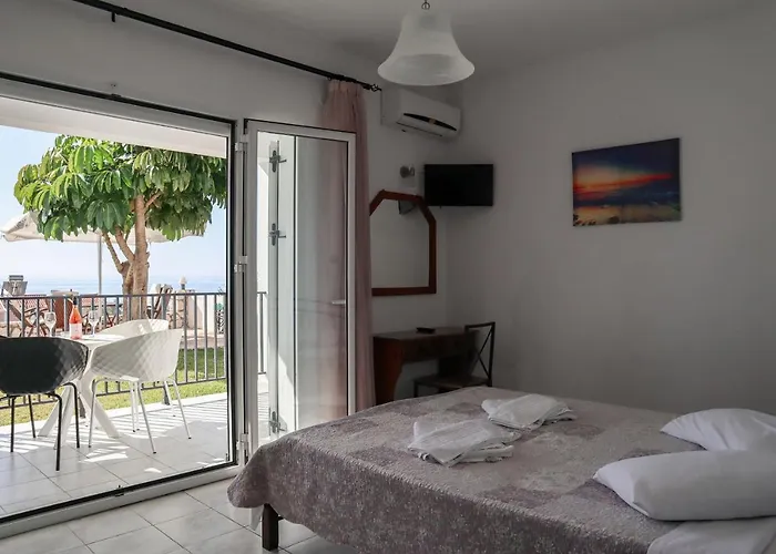 Spyridoula 3* Lourdata (Kefalonia)