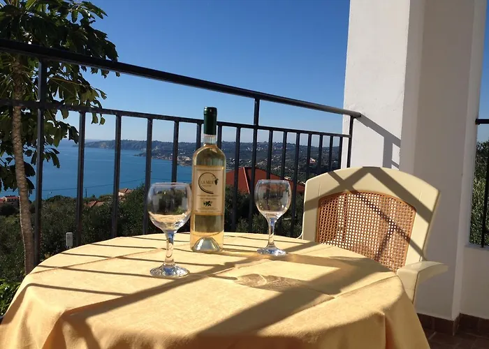 Spyridoula Lägenhetshotell Lourdata (Kefalonia)