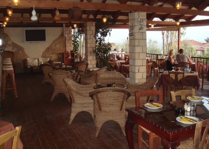 Spyridoula Lägenhetshotell Lourdata (Kefalonia)